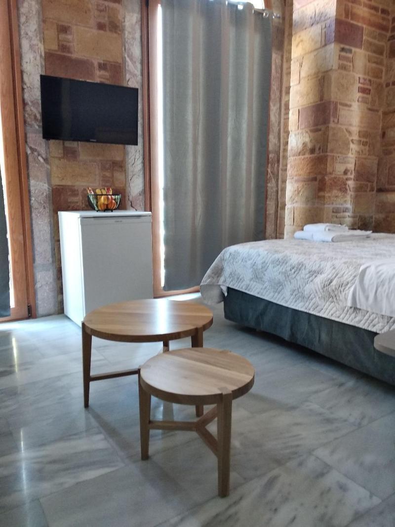 Chios City Inn Екстер'єр фото