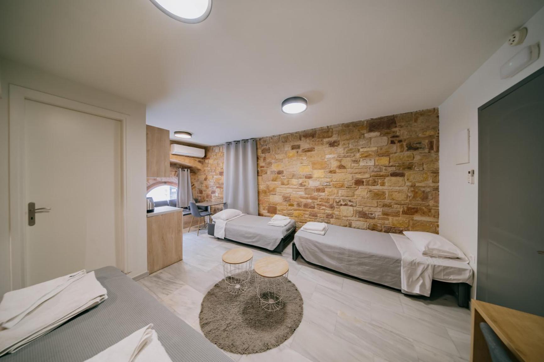 Chios City Inn Екстер'єр фото